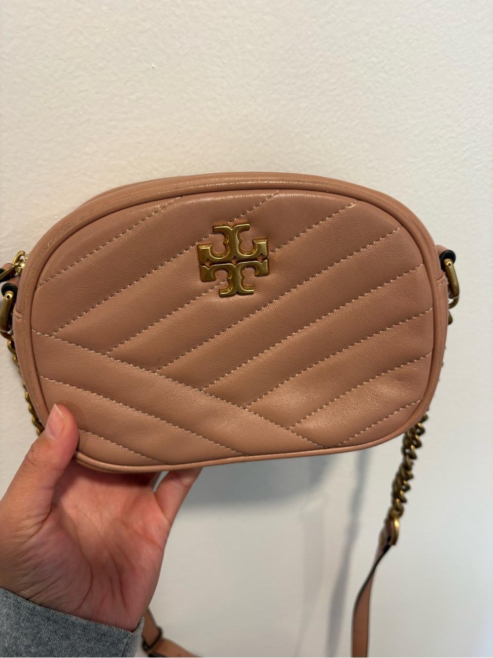Tory Burch Blush Quilted Leather Chain Crossbody - Picture 3 of 6